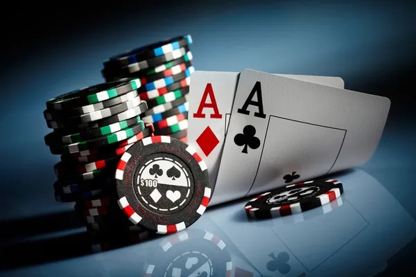 Video tutorial on European Roulette table layout and inside/outside bets Video tutorial on European Roulette table layout and inside/outside bets